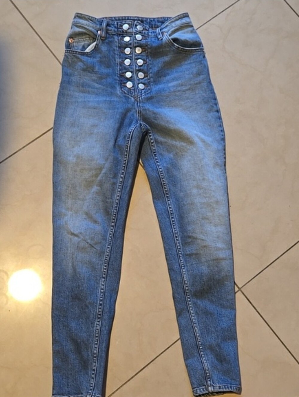 Marissa Webb Emma Size 27 High Rise Blue Jeans with Vintage-Inspired Design